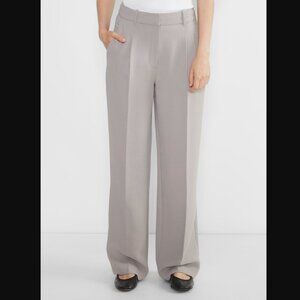 Aritzia The Effortless Pant